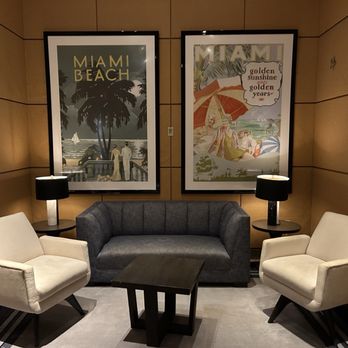 Rao's Miami Beach - Waiting area - Italian Near Me - Miami Beach, Florida Rao's Miami Beach - Waiting area - Italian Near Me - Miami Beach, Florida