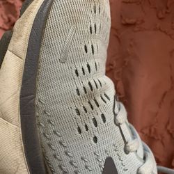 Main Shoe Repair - Horrible work