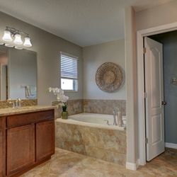 Lennar at Stonegate at Ayersworth