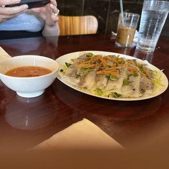 Huynh Restaurant - 95. Banh Cuon Nhan Thit Lunch - Vietnamese Near Me - Houston, Texas Huynh Restaurant - 95. Banh Cuon Nhan Thit Lunch - Vietnamese Near Me - Houston, Texas