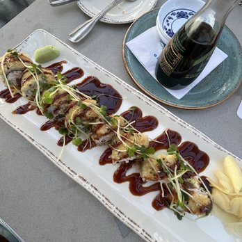 Bluewater Grill Seafood Restaurant Redondo Beach - Phoenix Roll - Seafood Near Me - Redondo Beach, California