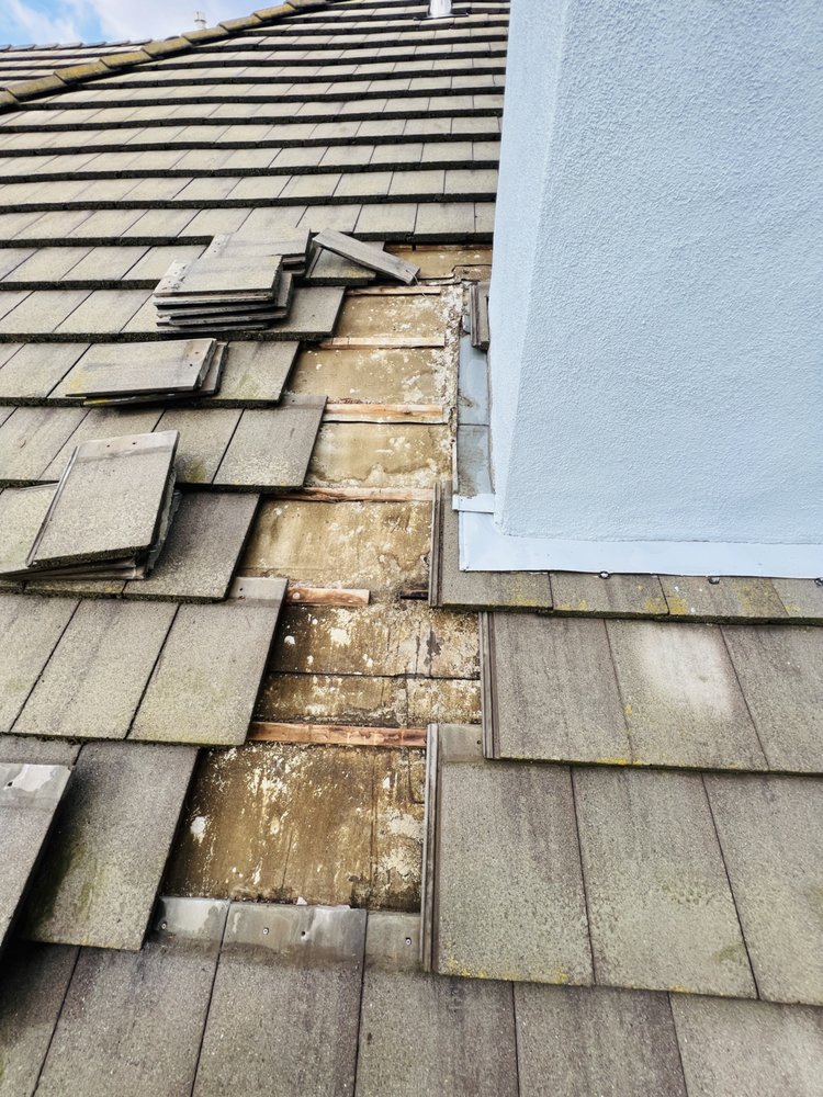 Slide of Bardo Ramirez Roofing