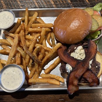 Bosque Brewing Co - Heights Public House - Build-your-own burger with blue cheese and bacon options. - Breweries Near Me - Albuquerque, New Mexico Bosque Brewing Co - Heights Public House - Build-your-own burger with blue cheese and bacon options. - Breweries Near Me - Albuquerque, New Mexico