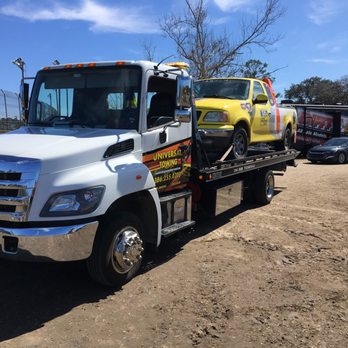 Universal Towing - Towing Near Me - Holly Hill, Florida Universal Towing - Towing Near Me - Holly Hill, Florida