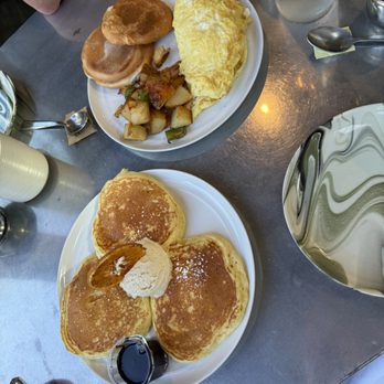 Hash House - Orange Crush Pancakes and Greek Omelette with home fries - Desserts Near Me - Lambertville, New Jersey