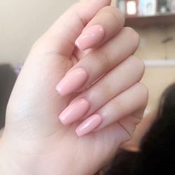 Dante Nails