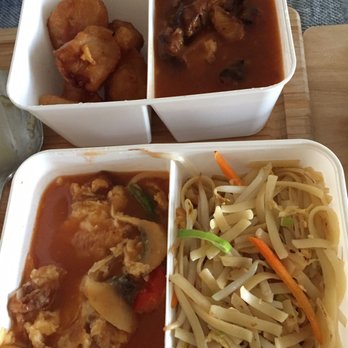 Canton - Bami goring Canton €11,40 (1 gerecht op foto) - Chinese Near Me - Aartselaar, VAN