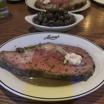 Murray's Tavern - Prime rib, mushrooms - American Near Me - Austin, Texas