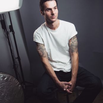 Showreels NYC - Behind the scenes - headshot session - Video/Film Production Near Me - New York, New York Showreels NYC - Behind the scenes - headshot session - Video/Film Production Near Me - New York, New York