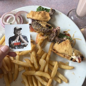 RUSSELL’S MARINA GRILL - Updated August 2025 - 734 Photos & 432 Reviews