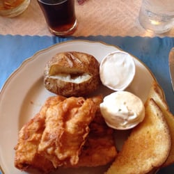 Monkey's Roost - Friday fish fry.