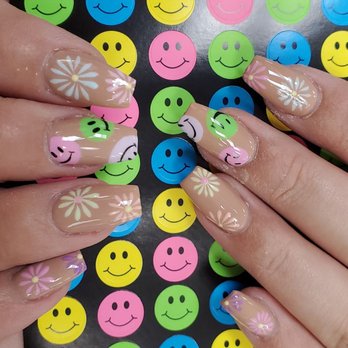 Twinkle Nails & Spa - Happy Spring nails - Nail Salons Near Me - Waipahu, Hawaii