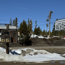Roadhouse Bar & Grill