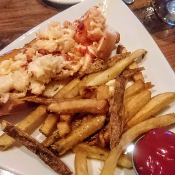 Stonebridge Restaurant - Fresh Shucked Lobster Roll ($24) - 4 stars. Great lobster meat, incredibly soft roll, thick wedge-like fries. Fri dinner 2017-06-09 - Seafood Near Me - Milford, Connecticut Stonebridge Restaurant - Fresh Shucked Lobster Roll ($24) - 4 stars. Great lobster meat, incredibly soft roll, thick wedge-like fries. Fri dinner 2017-06-09 - Seafood Near Me - Milford, Connecticut