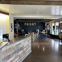 Frisby Cellars - Wine tastings, glasses and beer