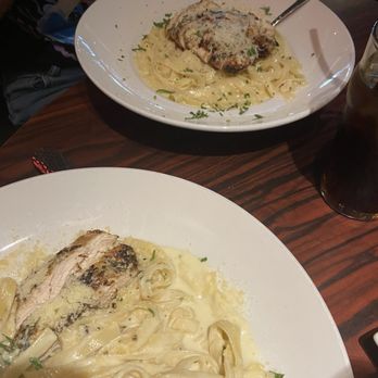 Gaetano's - Chicken Alfredo - Italian Near Me - Denver, Colorado