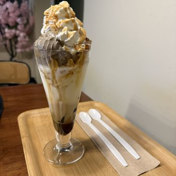 Nana's Green Tea - Hojicha sundae - Japanese Near Me - Las Vegas, Nevada Nana's Green Tea - Hojicha sundae - Japanese Near Me - Las Vegas, Nevada