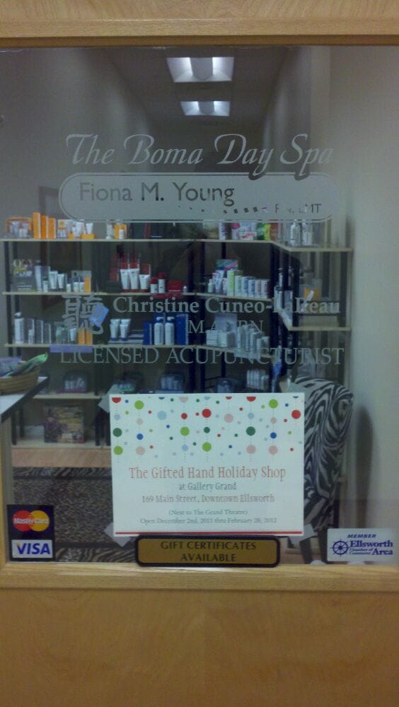 FIONA YOUNG MASSAGE THERAPIST Updated October 2024 130 Oak St