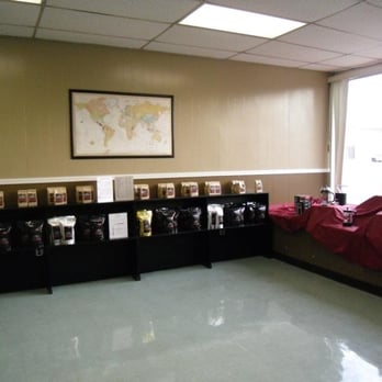Signet Coffee Roasters - Inside the store - lots of delicious coffee! - Coffee Roasteries Near Me - Pittsburg, Kansas
