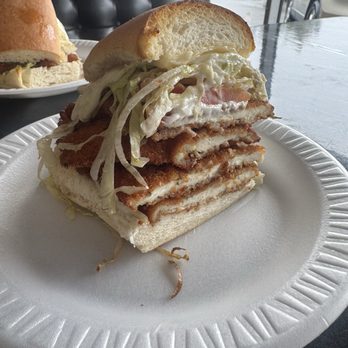 Wethersfield Pizza House - Chicken cutlet - Pizza Near Me - Wethersfield, Connecticut