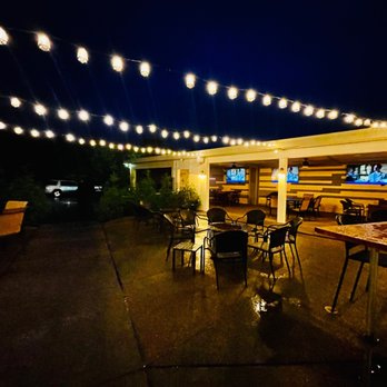 Pleasant Bar - outdoor seating and string lights - Sports Bars Near Me - Pittsburgh, Pennsylvania