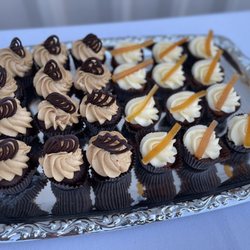 Corina Bakery - Vegan gluten-free mini cupcakes