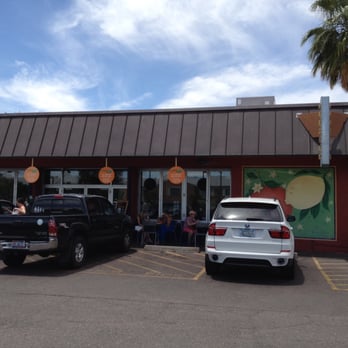 La Grande Orange - Curbside pick-up area - Coffee & Tea Near Me - Phoenix, Arizona