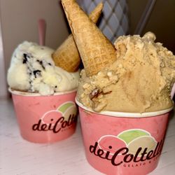 Gelateria dei Coltelli - Gelato and Sorbet Cup - cappuccino crunch, stracciatella