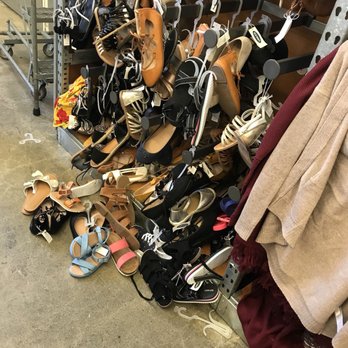 Old Navy Outlet - Men's Clothing Near Me - Waipahu, Hawaii