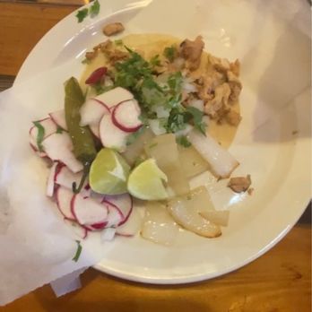 Los Comales - Chicken Tacos (not impressed) - Cocktail Bars Near Me - Memphis, Tennessee Los Comales - Chicken Tacos (not impressed) - Cocktail Bars Near Me - Memphis, Tennessee