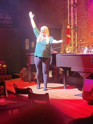 Louie Louie's Piano Bar by null