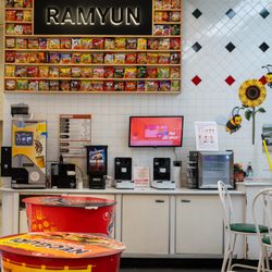 ShopRite of Palisades Park - Ramyun bar inside Shop Rite