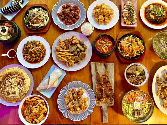 La Wine Bar & Restaurant by null