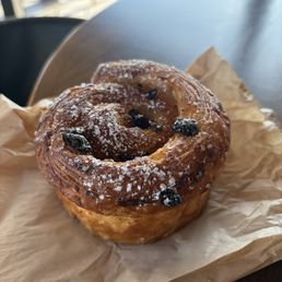 Raisin croissant