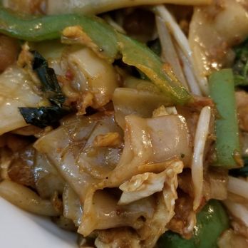 Pad Thai - Pad Kee Moa - Thai Near Me - Highland Park, New Jersey