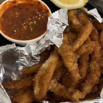 Gino's Ristorante - Fried calamari - Italian Near Me - Palmdale, California Gino's Ristorante - Fried calamari - Italian Near Me - Palmdale, California