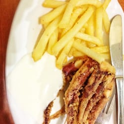 La Familia - Pulpo frito. Riquísimo.