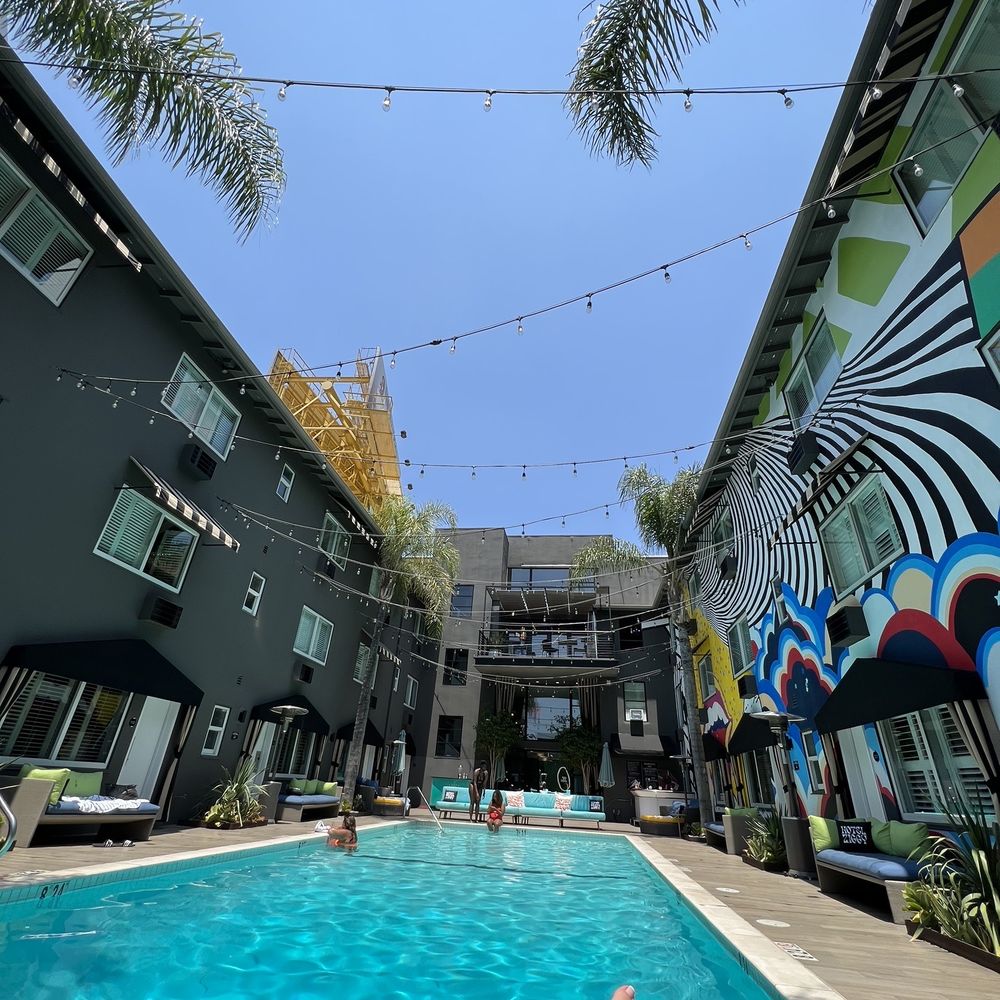 Hotel Ziggy - Wide angle of pool - Hotels Near Me - West Hollywood, California Hotel Ziggy - Wide angle of pool - Hotels Near Me - West Hollywood, California