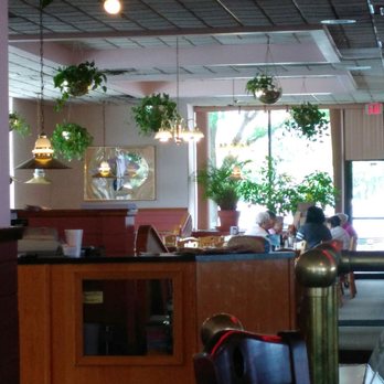Family Table Restaurant - Plants galore - American Near Me - Milwaukee, Wisconsin Family Table Restaurant - Plants galore - American Near Me - Milwaukee, Wisconsin