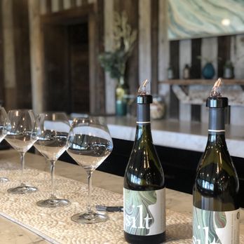Silt Wine Company - Wine Tasting Room Near Me - Clarksburg, California Silt Wine Company - Wine Tasting Room Near Me - Clarksburg, California
