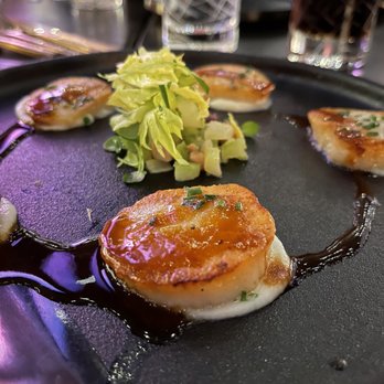 Hell's Kitchen - Seared scallops - Cocktail Bars Near Me - Funner, California