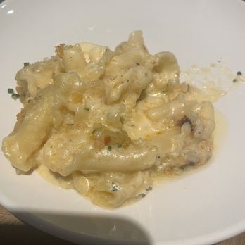 Entourage - Lobster mac n cheese- sooo good! - American Near Me - Naperville, Illinois Entourage - Lobster mac n cheese- sooo good! - American Near Me - Naperville, Illinois