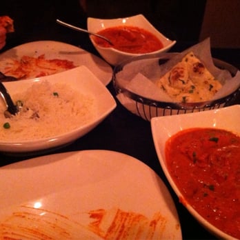 Bollywood Bistro - Chicken Tikka Masala and naan basket - Indian Near Me - Fairfax, Virginia Bollywood Bistro - Chicken Tikka Masala and naan basket - Indian Near Me - Fairfax, Virginia