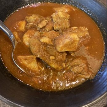 Aung Burma - Traditional Red Curry with Chicken - Burmese Near Me - Concord, California