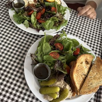 Cooks Kitchen - Pad Tai - Delis Near Me - Tampa, Florida