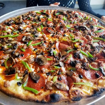 PJ's Pizza - This 16 incher was big! - Pizza Near Me - San Mateo, California
