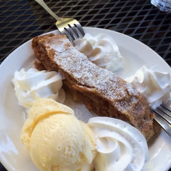 Bodensee Restaurant - Apple Strudel - German Near Me - Helen, Georgia