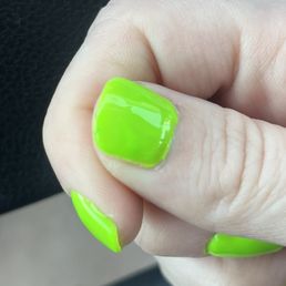 Nail uneven, almost chipped in corner Nail uneven, almost chipped in corner