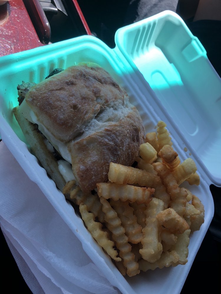 HUTCH AND LUCKY’S Updated September 2024 100 N Everest Rd, Newberg