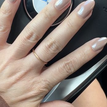 MOI Nails Studio - Nails by Lisa - Nail Salons Near Me - Los Angeles, California